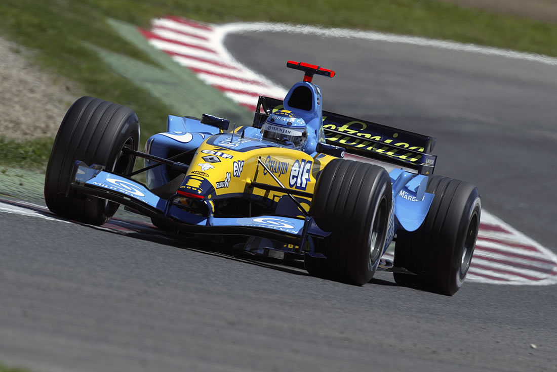 Renault2004_d.jpg